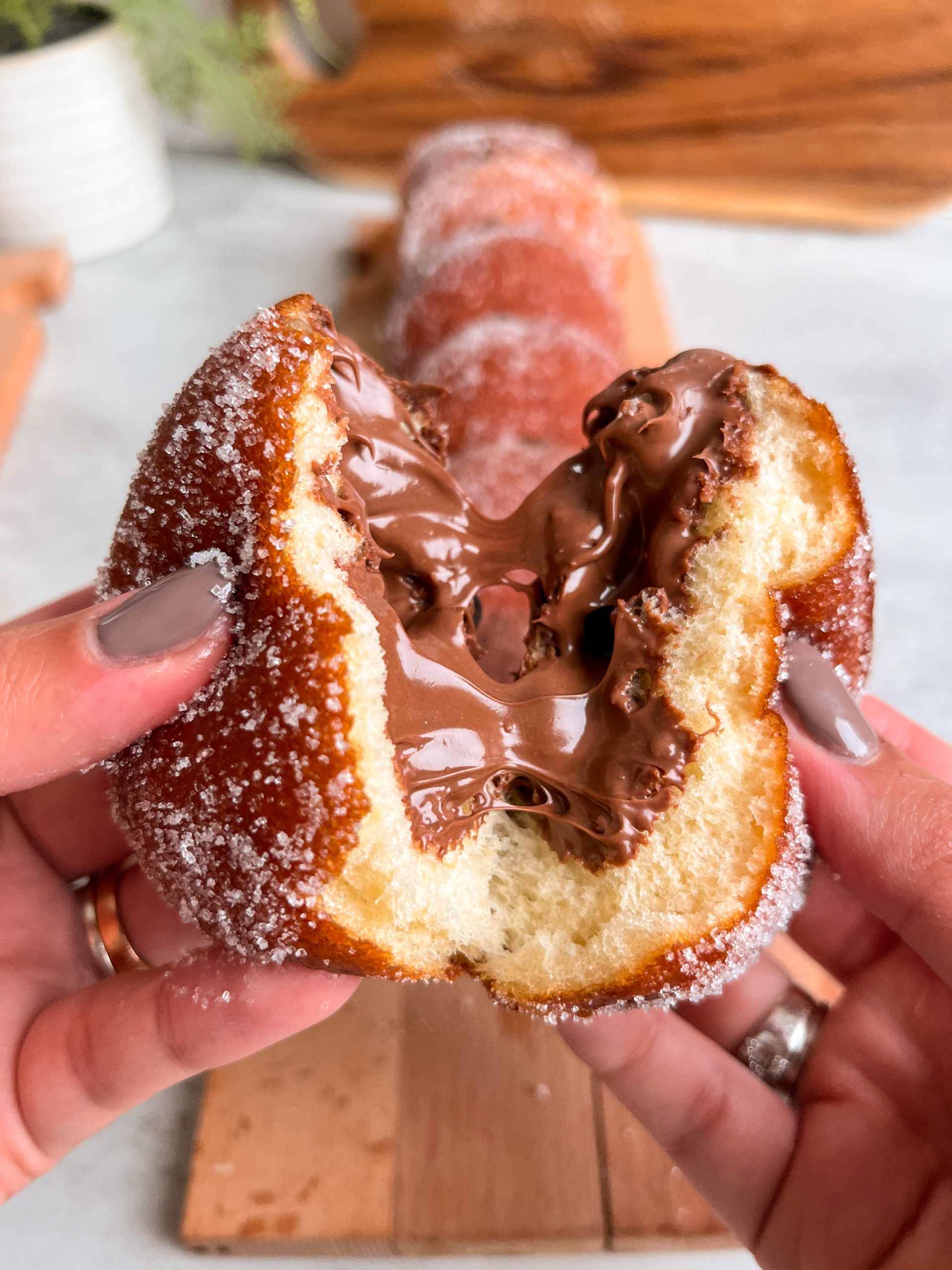 Creamy Hazelnut-Filled Donuts